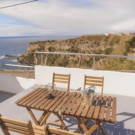 Casa de Férias Terrace House Agua de Alto