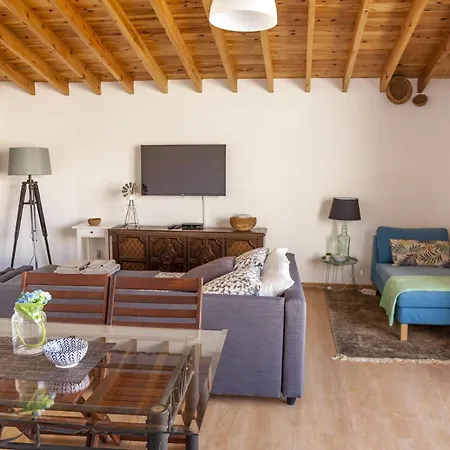 Casa de Férias Terrace House Agua de Alto